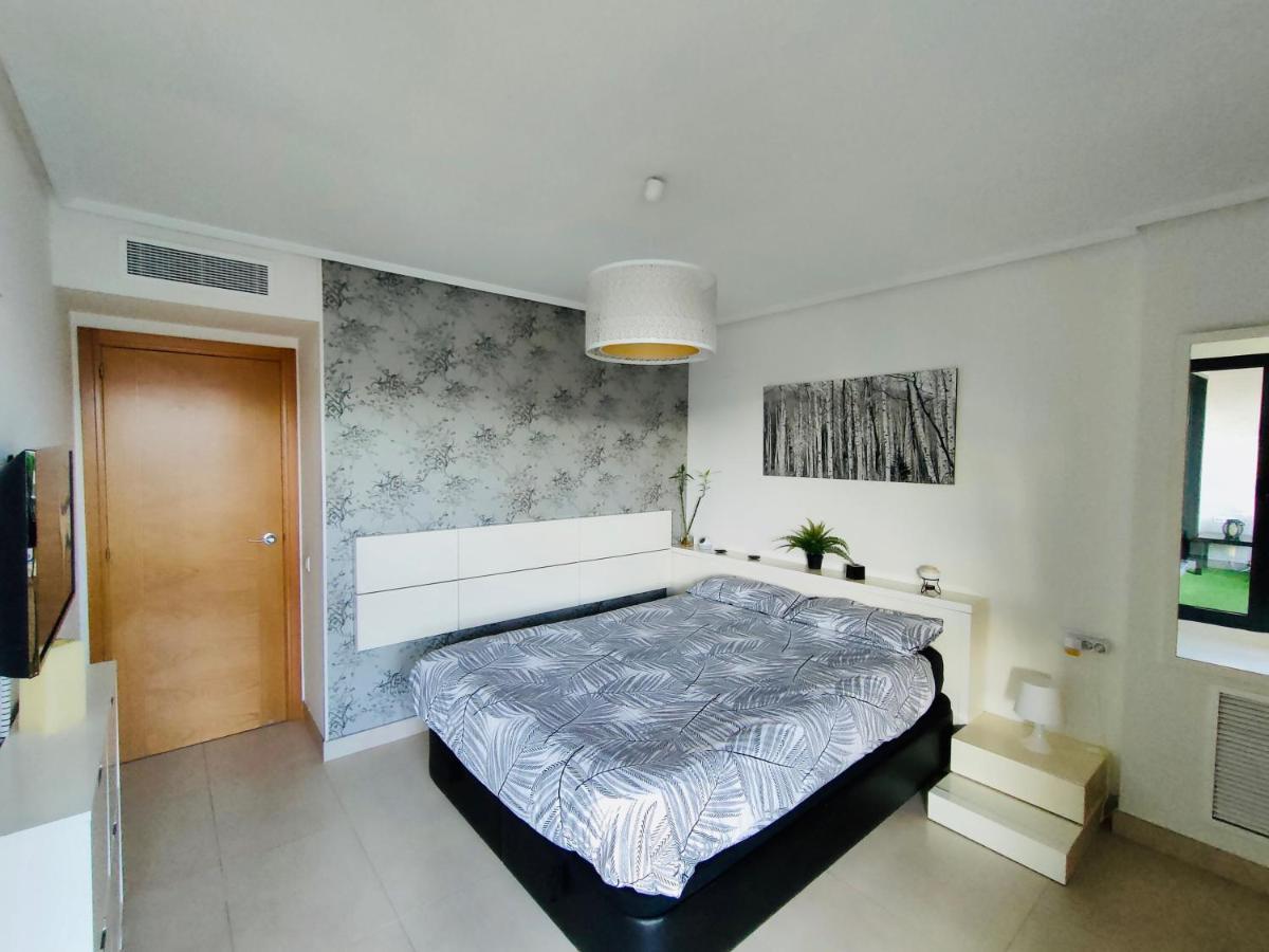 Non Stress Atico Duplex Con Vistas Al Mar Lejlighed Valencia Eksteriør billede